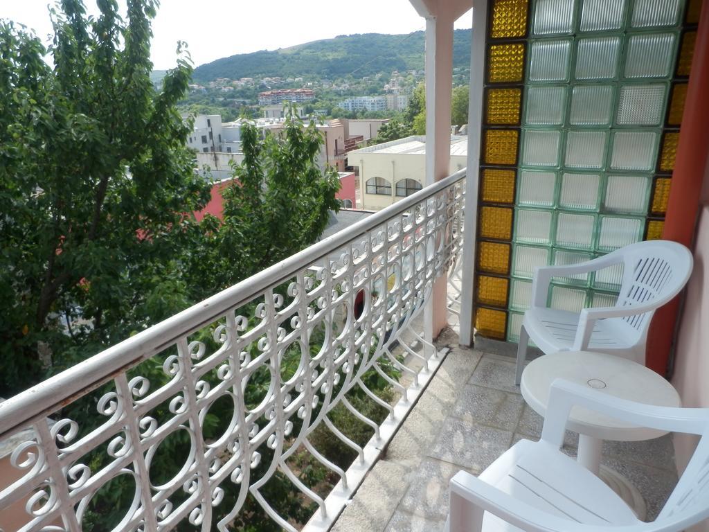 Olimpia Supersnab Hotel Балчик Экстерьер фото
